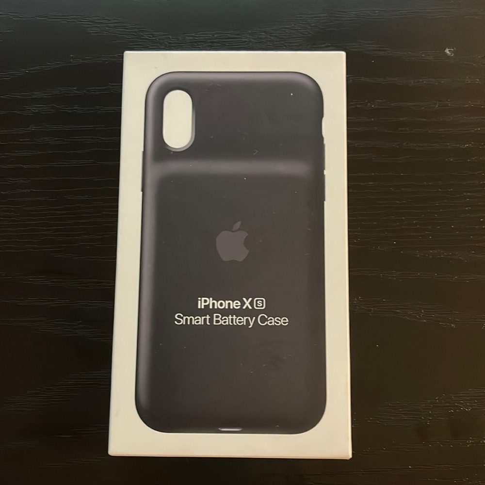 Black Apple Smart Battery Case iPhone XS